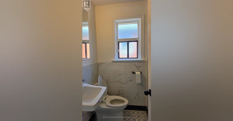 739 Vaughan Road, Toronto, ON, M6E 2Z1 - 8