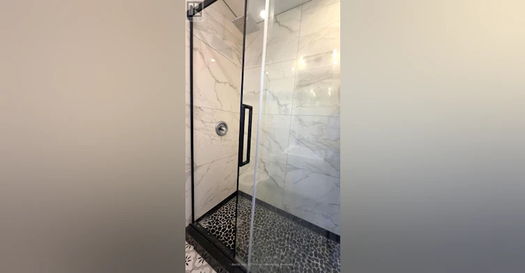 739 Vaughan Road, Toronto, ON, M6E 2Z1 - 9