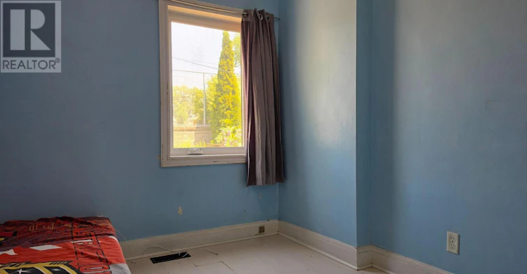 739 Vaughan Road, Toronto, ON, M6E 2Z1 - 11