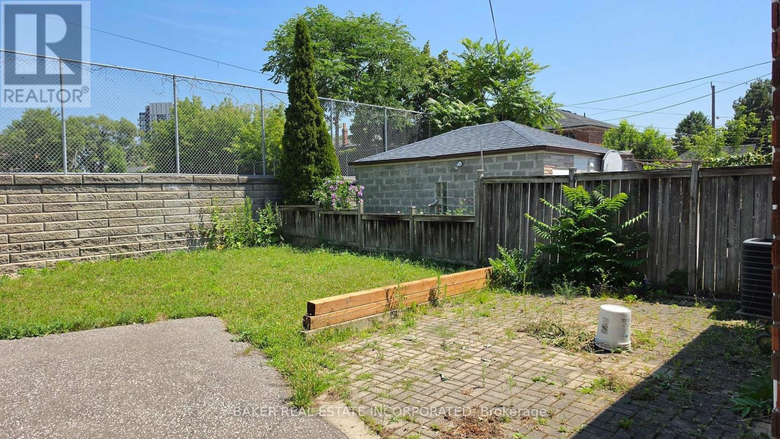 739 Vaughan Road, Toronto, ON, M6E 2Z1 - 2