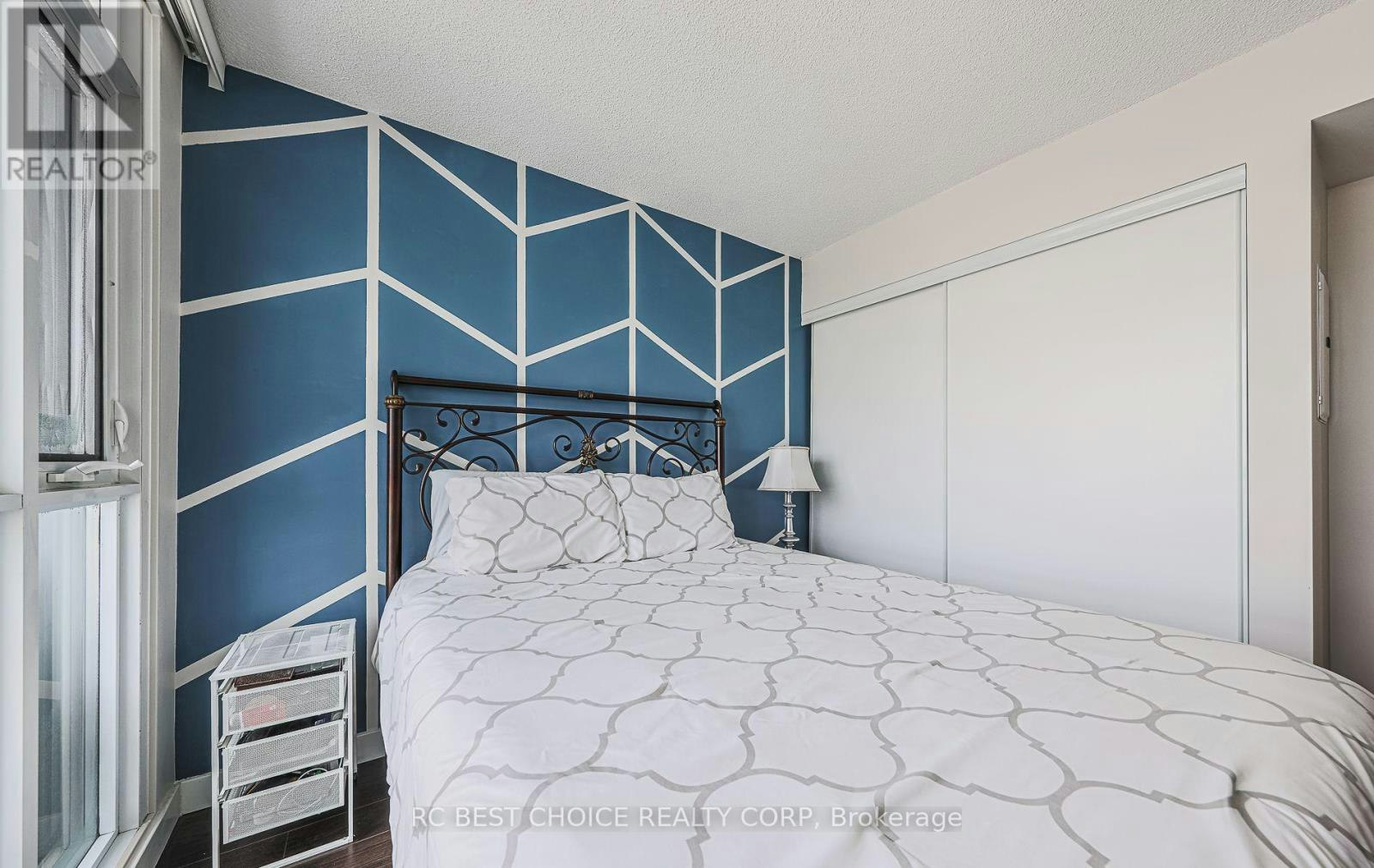 1501-21 Iceboat Terrace N, Toronto, ON, M5V 4A9 - 24