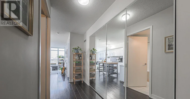 1501-21 Iceboat Terrace N, Toronto, ON, M5V 4A9 - 12