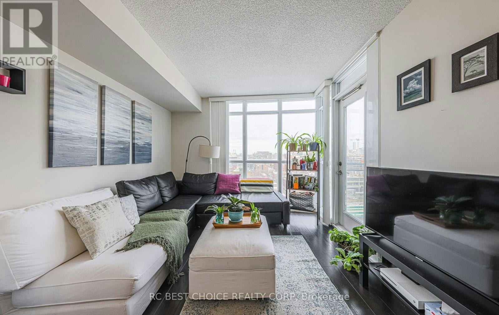 1501-21 Iceboat Terrace N, Toronto, ON, M5V 4A9 - 19