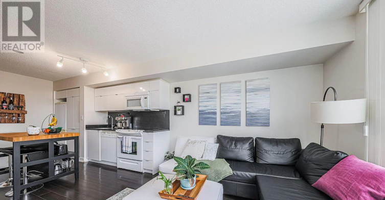 1501-21 Iceboat Terrace N, Toronto, ON, M5V 4A9 - 21