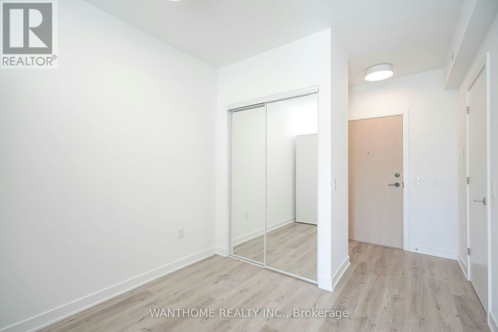 726-30 Dreamers Way, Toronto, ON, M5A 0Y7 - 4