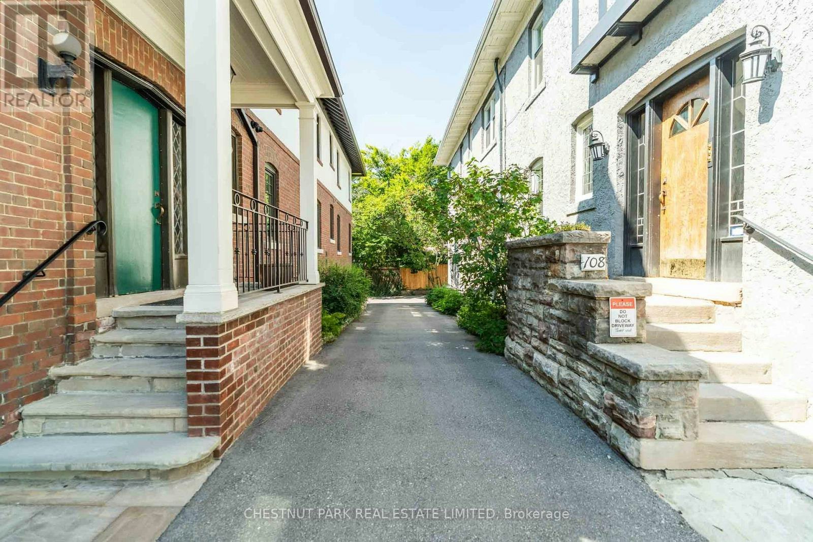 106 Rosedale Heights Drive, Toronto, ON, M4T 1C6 - 2