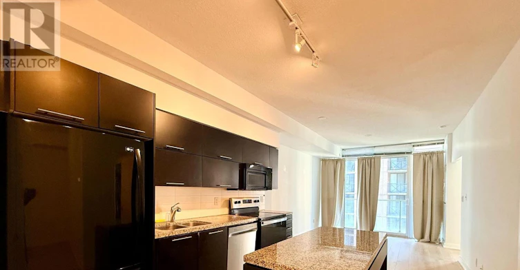 1106-126 Simcoe Street, Toronto, ON, M5H 4E6 - 4