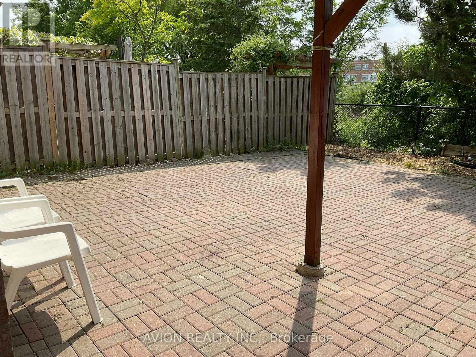 32 Manorheights Street, Richmond Hill, ON, L4S 2H2 - 14