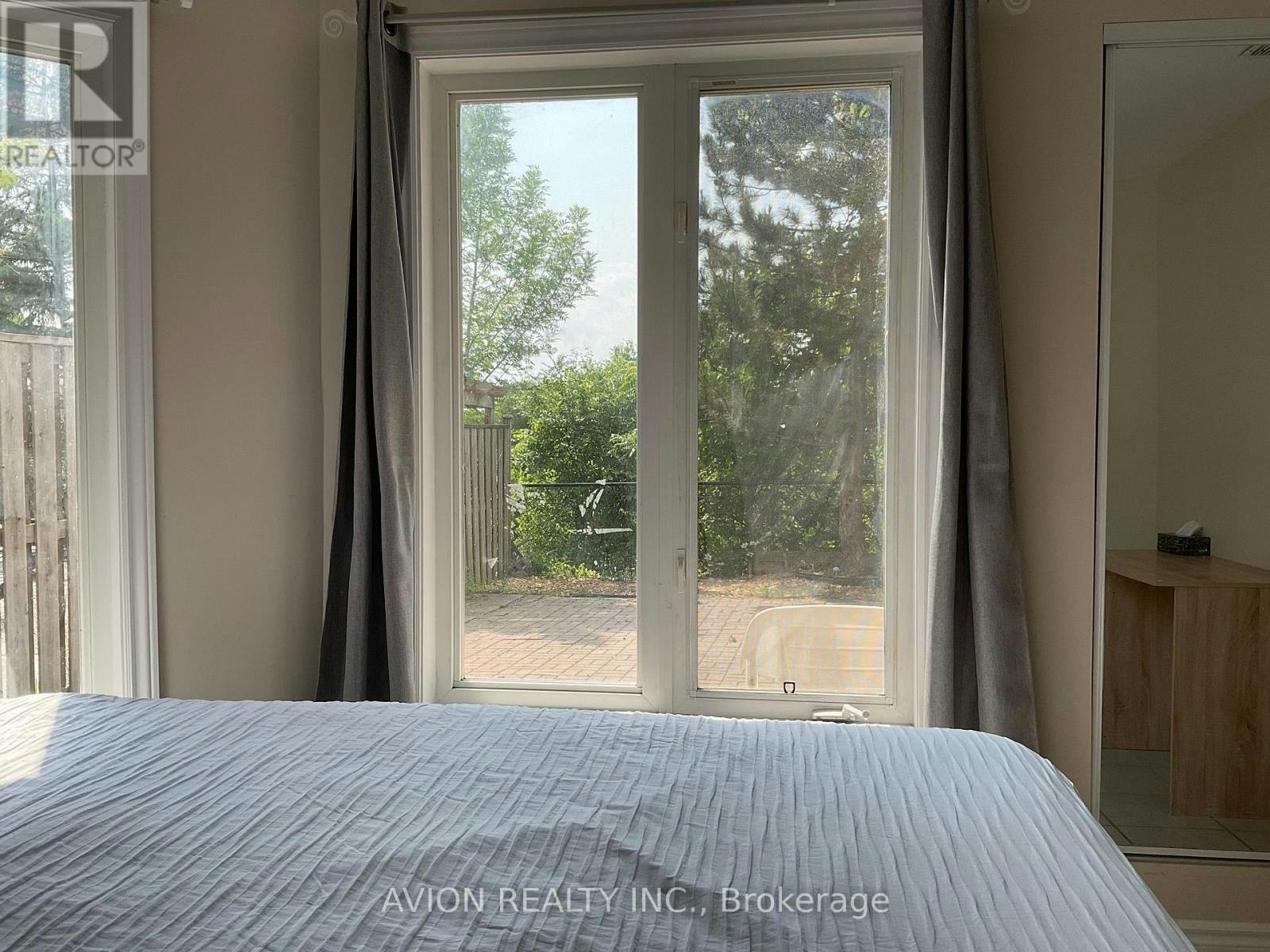 32 Manorheights Street, Richmond Hill, ON, L4S 2H2 - 8