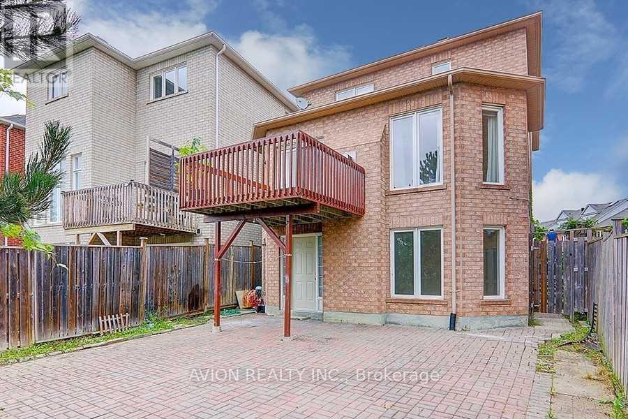 32 Manorheights Street, Richmond Hill, ON, L4S 2H2 - 13