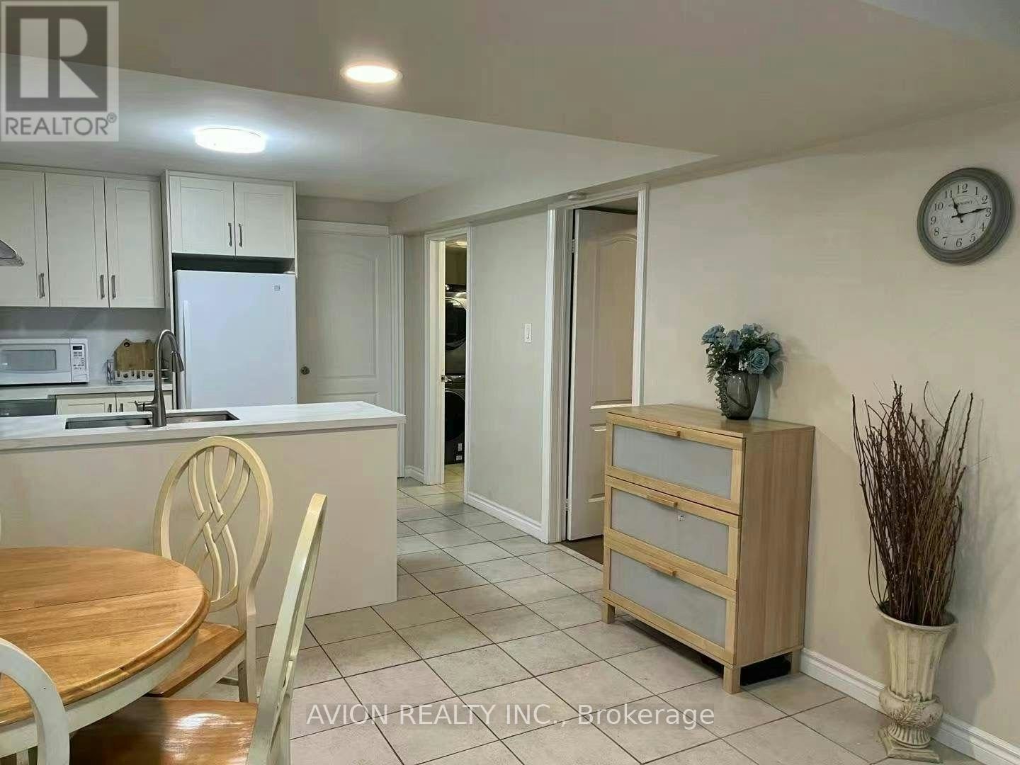 32 Manorheights Street, Richmond Hill, ON, L4S 2H2 - 6