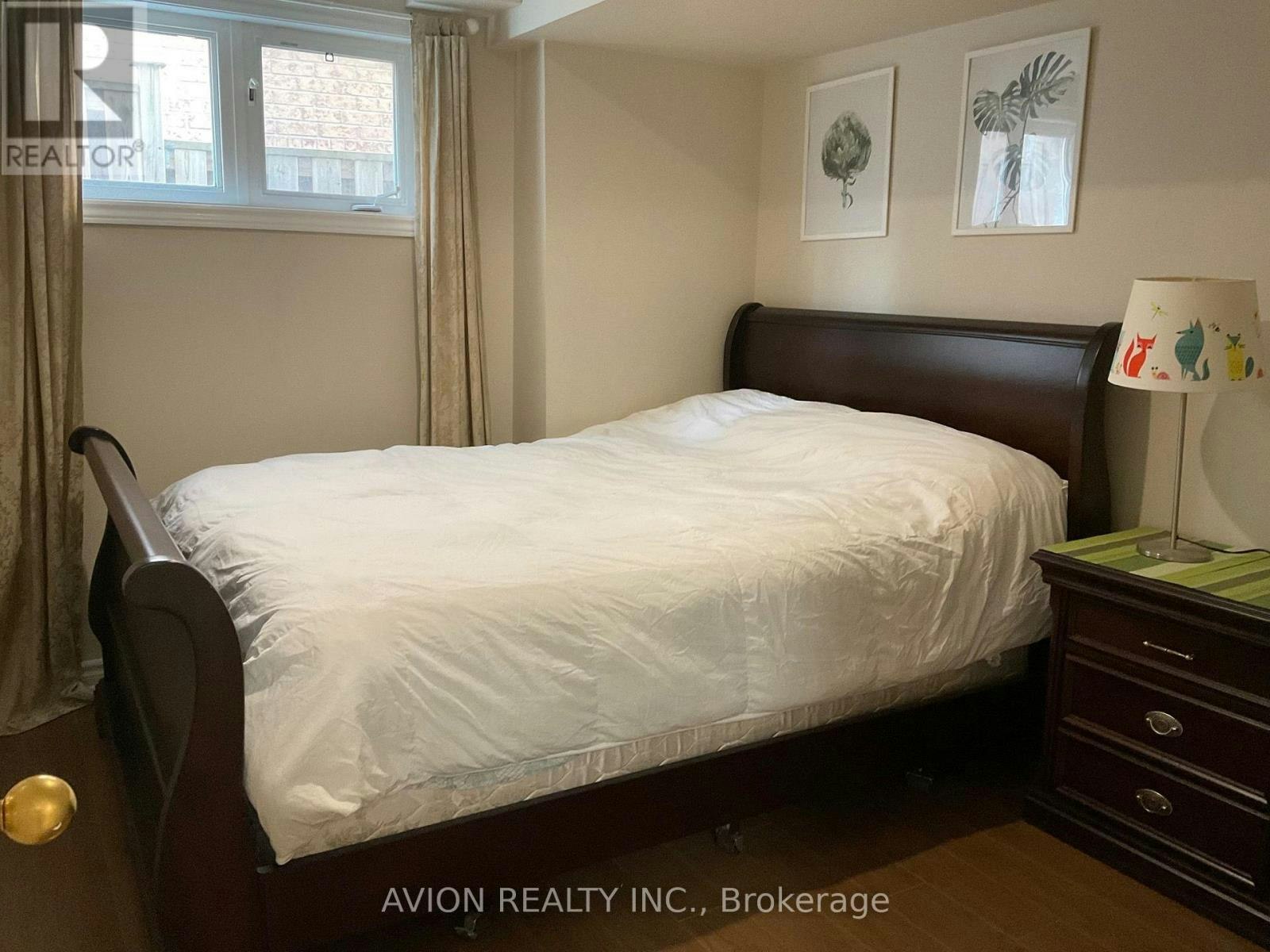 32 Manorheights Street, Richmond Hill, ON, L4S 2H2 - 9