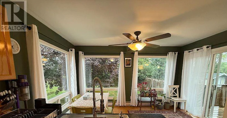 47 Metro Road S, Georgina, ON, L4P 3J5 - 11