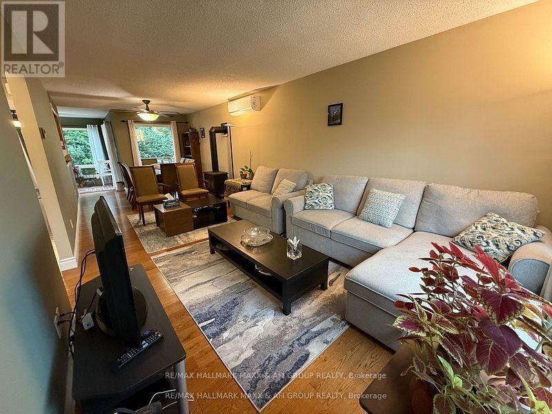 47 Metro Road S, Georgina, ON, L4P 3J5 - 5