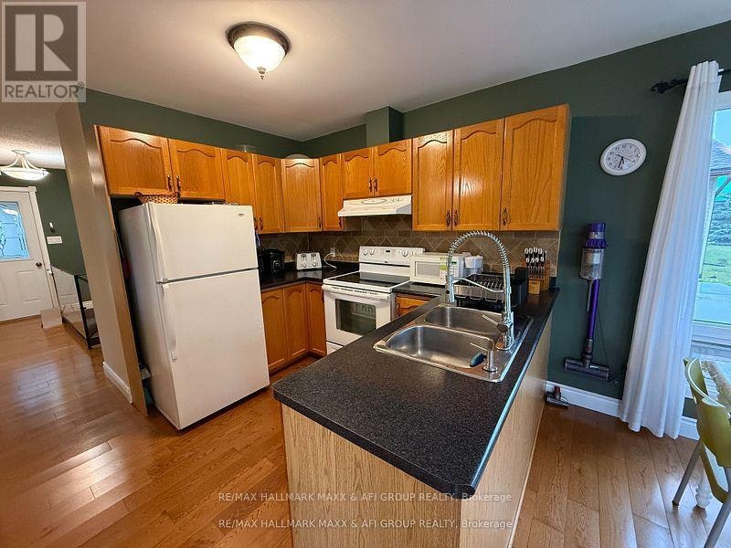 47 Metro Road S, Georgina, ON, L4P 3J5 - 12