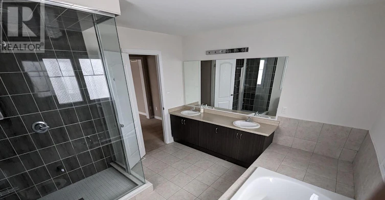 66 Portland Street, Collingwood, ON, L9Y 3Z6 - 13