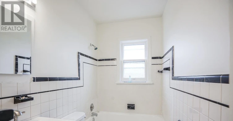 3-293 Indian Grove W, Toronto, ON, M6P 2H6 - 6