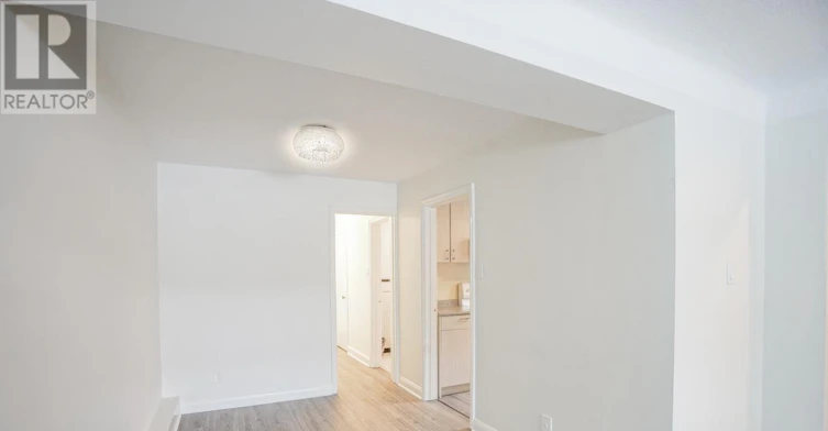3-293 Indian Grove W, Toronto, ON, M6P 2H6 - 11