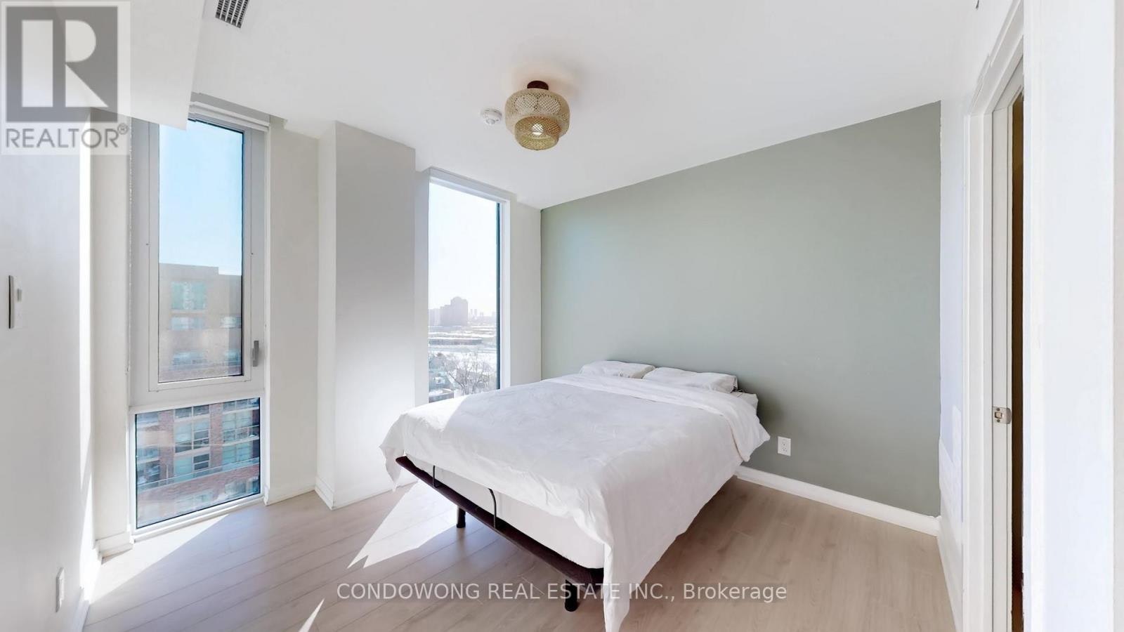 1101-1808 St Clair Avenue W, Toronto, ON, M6N 0C1 - 5