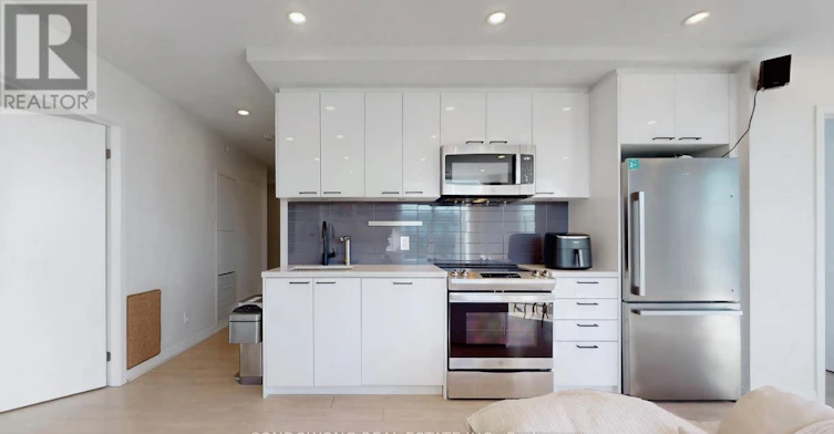 1101-1808 St Clair Avenue W, Toronto, ON, M6N 0C1 - 2