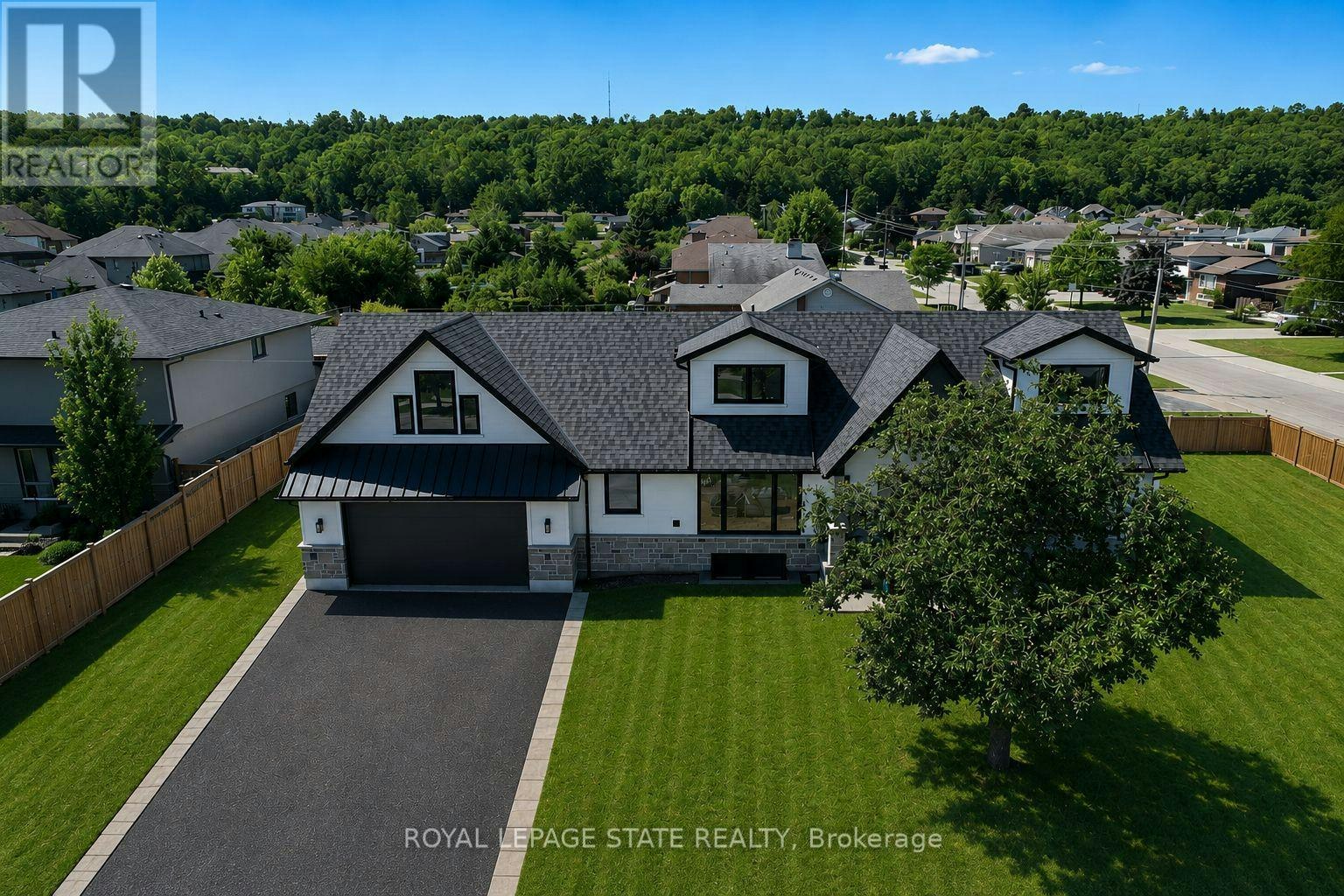 24 Royce Avenue, Hamilton, ON, L8G 3B5