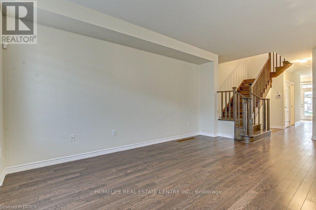 14 Amos Avenue, Brantford, ON, N3T 0V4 - 3