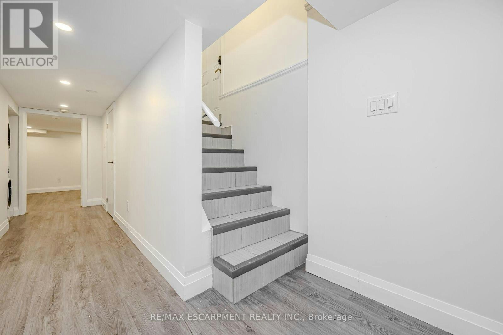 1 Lower Lvl 74 Cathcart Street, Hamilton, ON, L8R 1M5 - 2