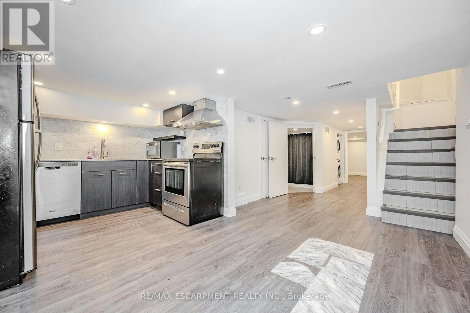1 Lower Lvl 74 Cathcart Street, Hamilton, ON, L8R 1M5 - 5