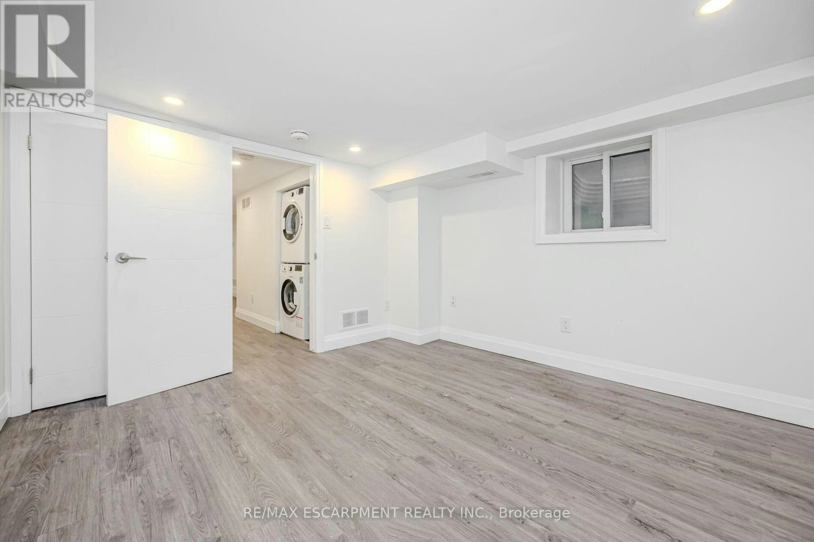 1 Lower Lvl 74 Cathcart Street, Hamilton, ON, L8R 1M5 - 8