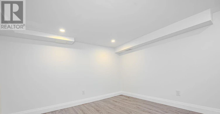 1 Lower Lvl 74 Cathcart Street, Hamilton, ON, L8R 1M5 - 7