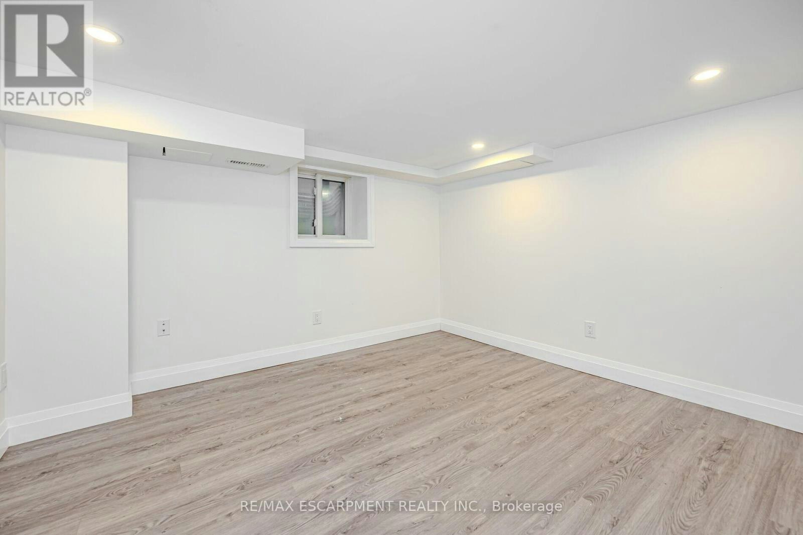 1 Lower Lvl 74 Cathcart Street, Hamilton, ON, L8R 1M5 - 11