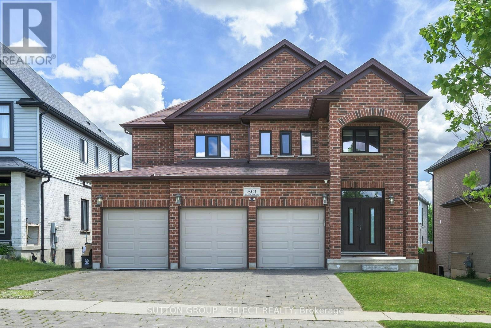 801 Superior Drive, London, ON, N5X 0M1