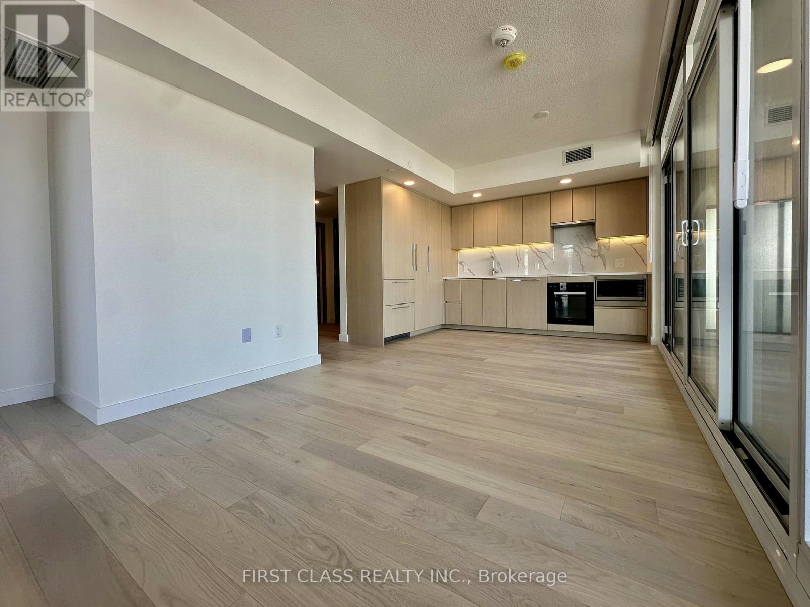 3011-1 Concord Cityplace Way, Toronto, ON, M5V 0T5 - 4