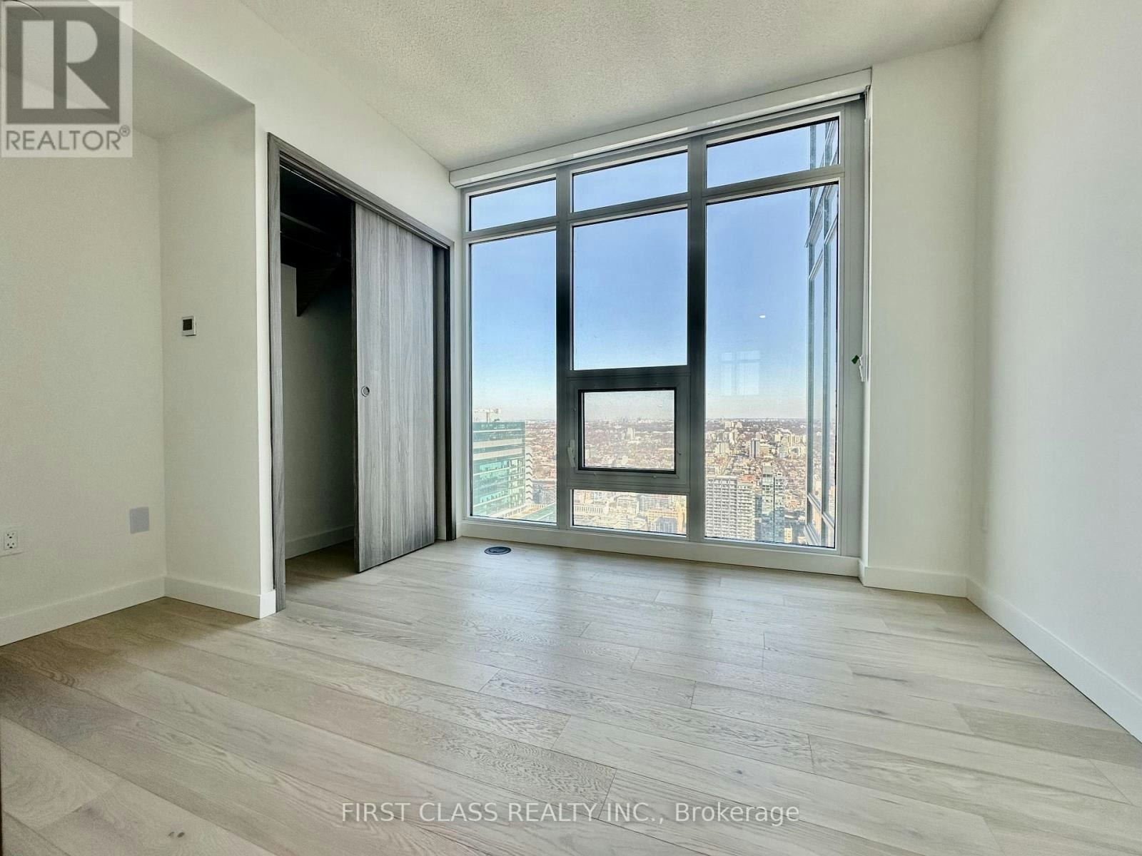 3011-1 Concord Cityplace Way, Toronto, ON, M5V 0T5 - 10