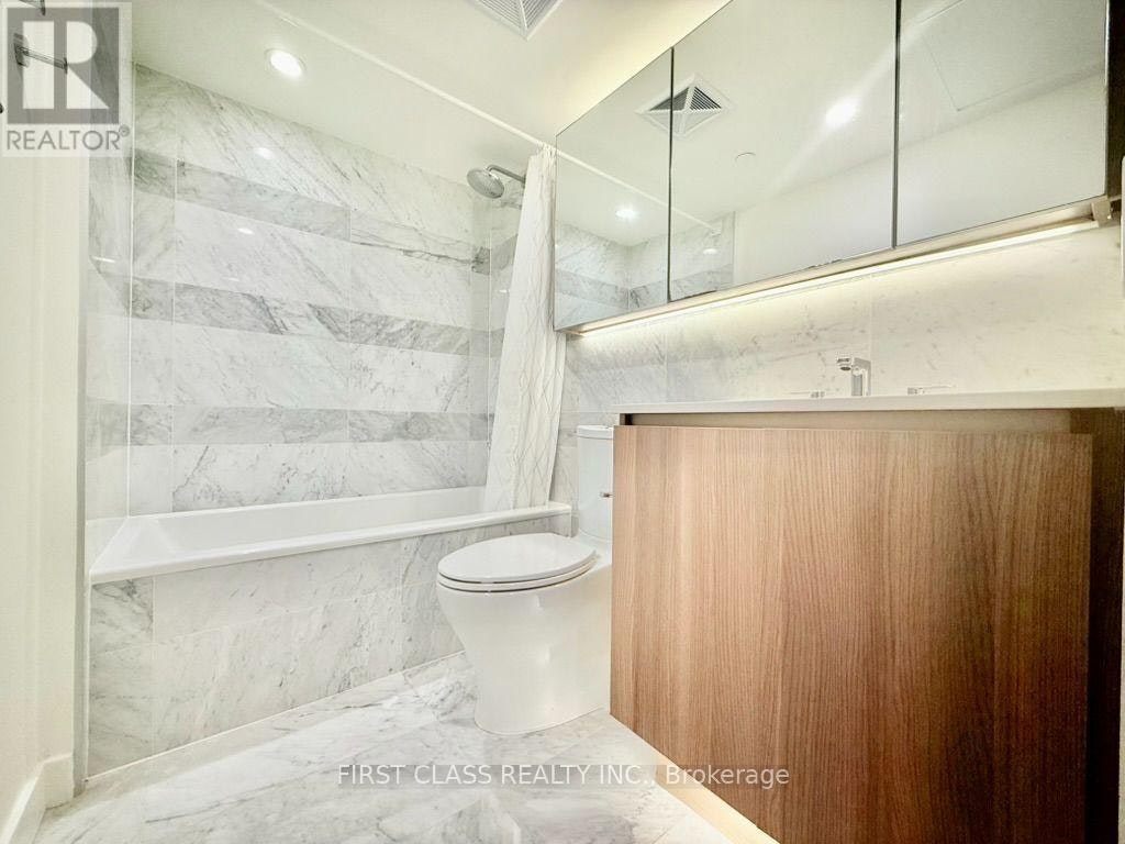 902-19 Bathurst Street, Toronto, ON, M5V 0P8 - 7