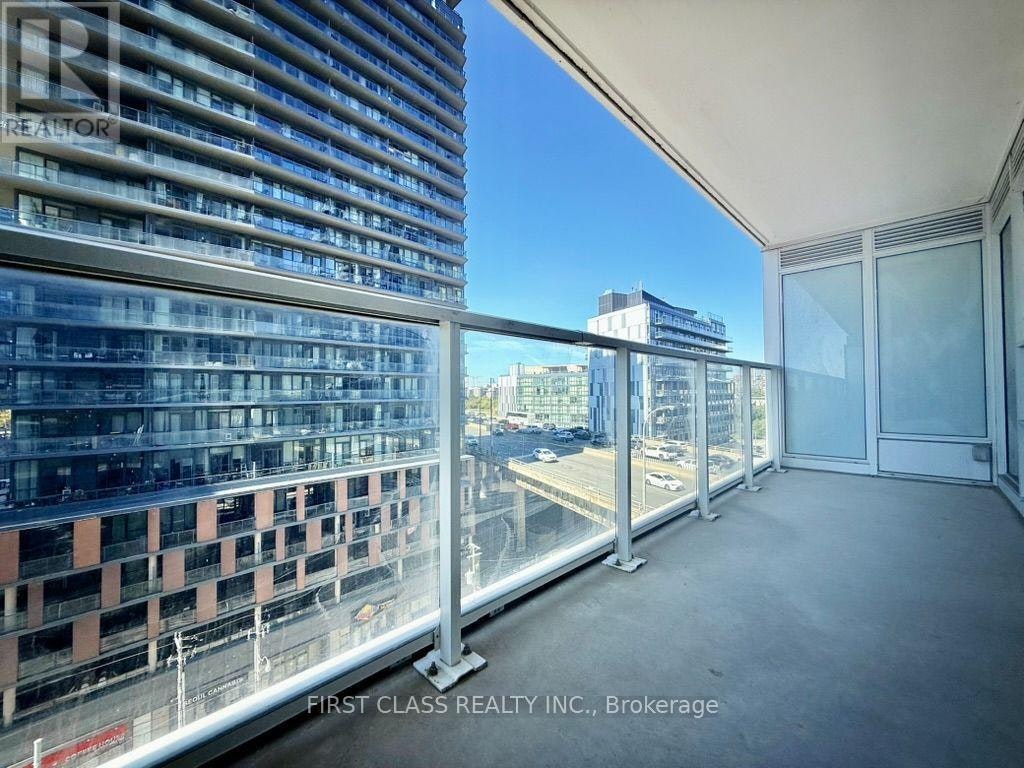 902-19 Bathurst Street, Toronto, ON, M5V 0P8 - 19
