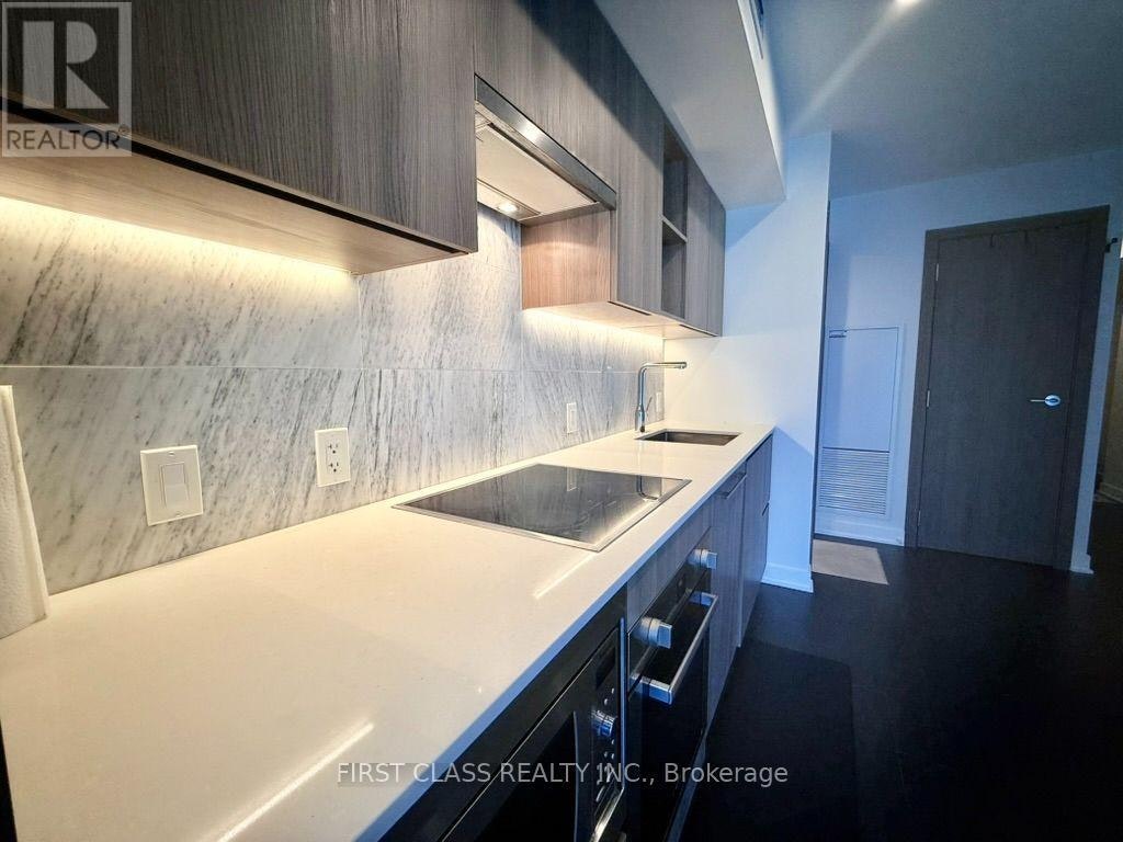 902-19 Bathurst Street, Toronto, ON, M5V 0P8 - 13