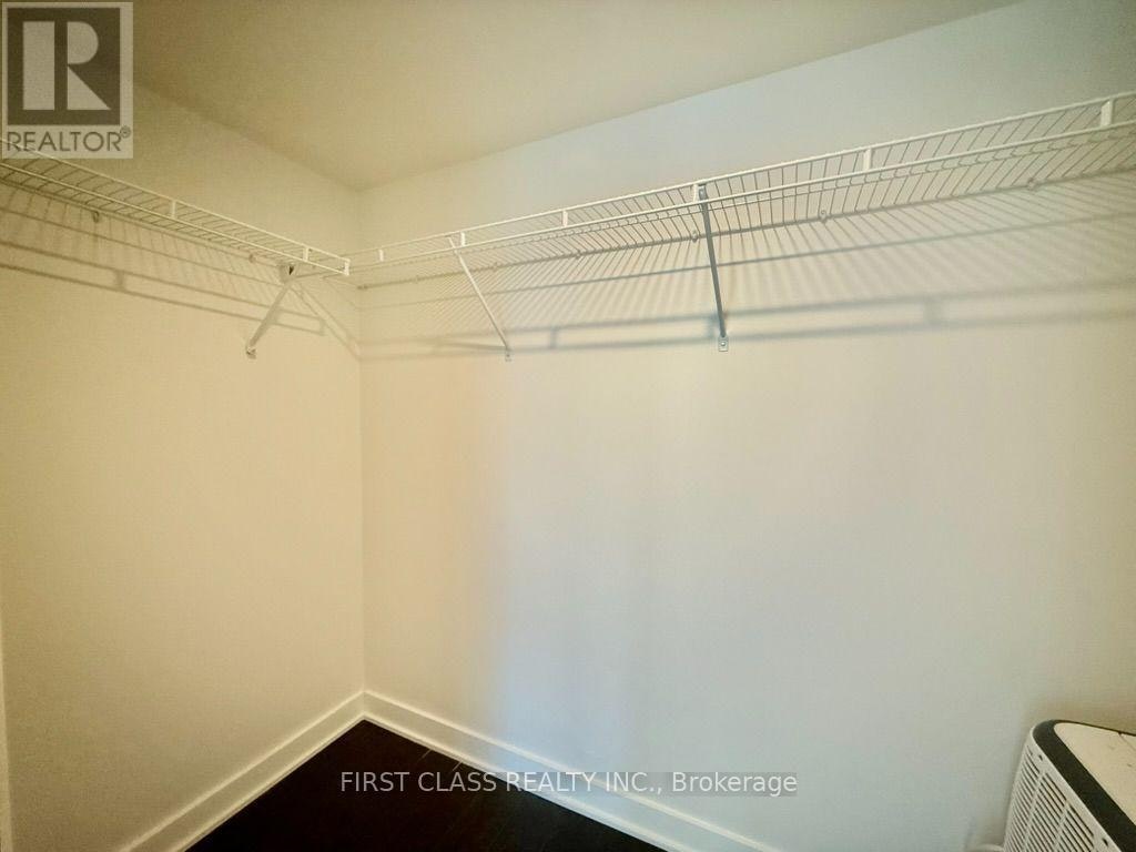 902-19 Bathurst Street, Toronto, ON, M5V 0P8 - 17