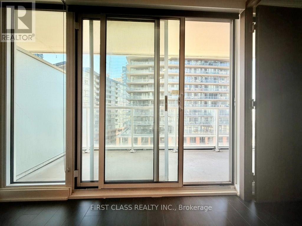 902-19 Bathurst Street, Toronto, ON, M5V 0P8 - 15