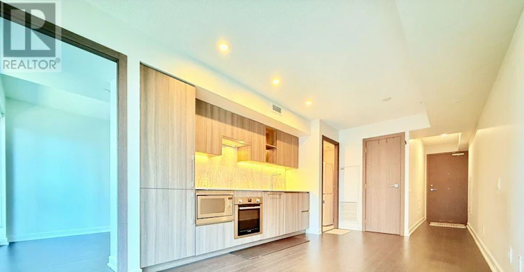 902-19 Bathurst Street, Toronto, ON, M5V 0P8 - 12