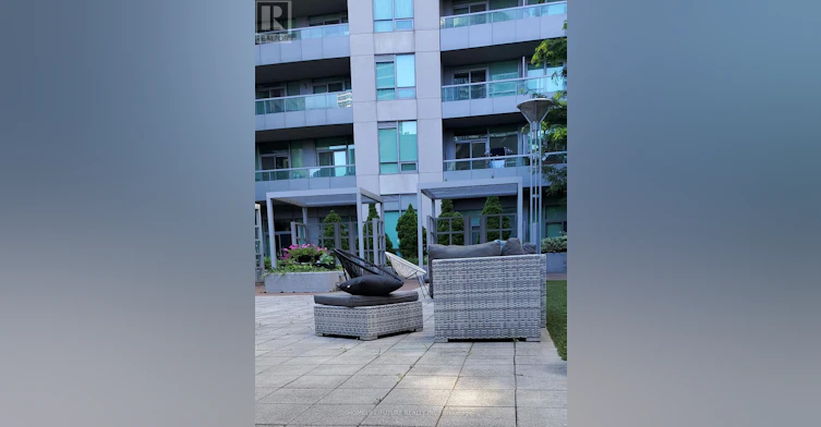 1109-19 Grand Trunk Crescent, Toronto, ON, M5J 3A3 - 13