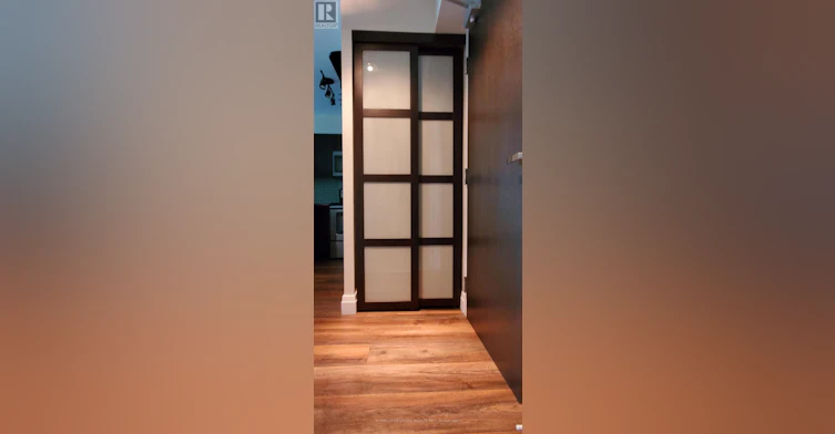 1109-19 Grand Trunk Crescent, Toronto, ON, M5J 3A3 - 3