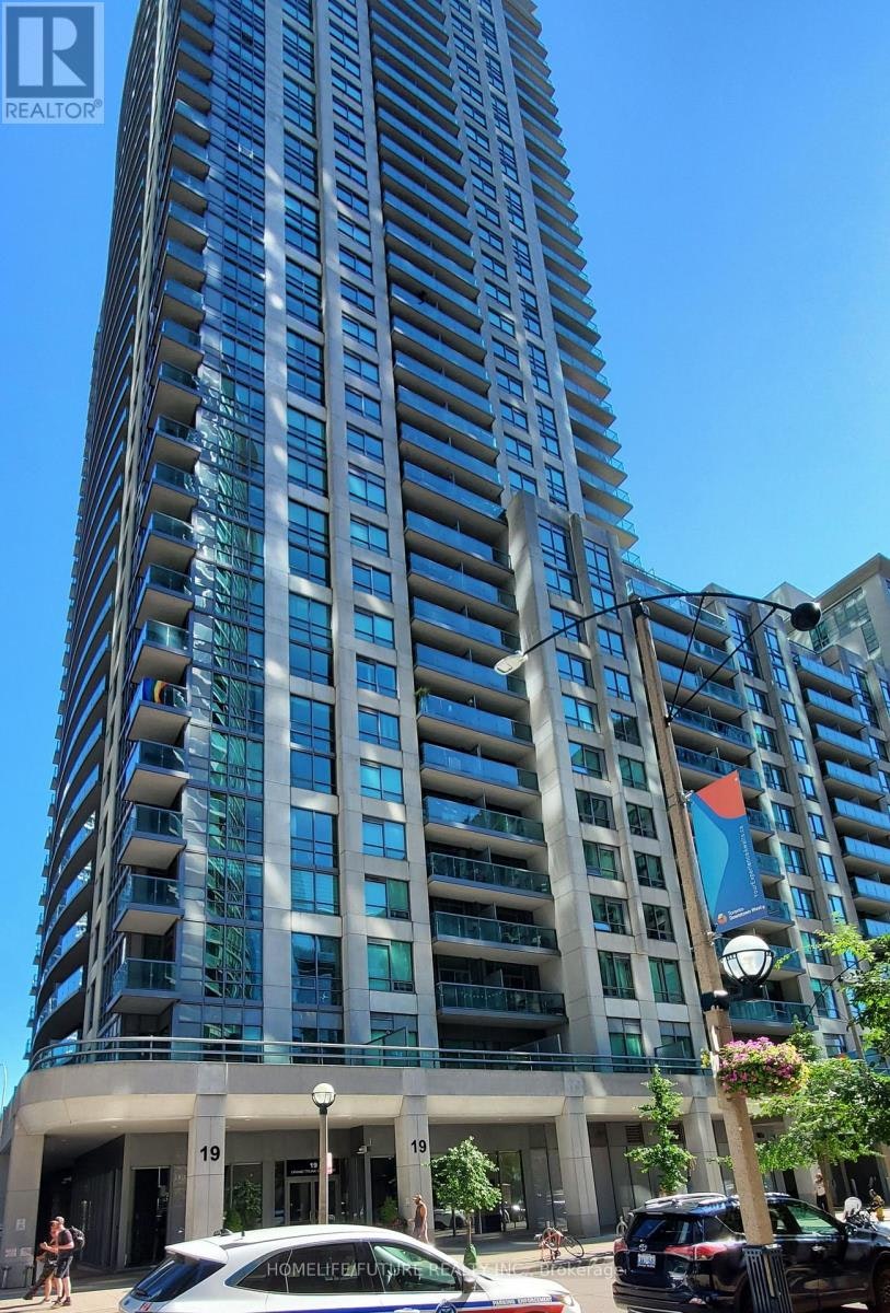 1109-19 Grand Trunk Crescent, Toronto, ON, M5J 3A3