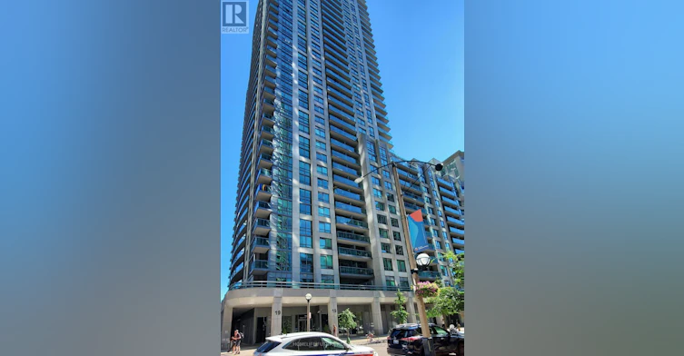 1109-19 Grand Trunk Crescent, Toronto, ON, M5J 3A3