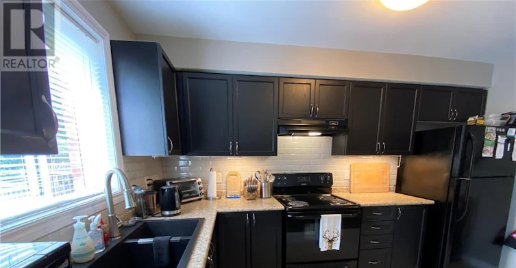 63 Sydenham, Barrie, ON, L4M 6R5 - 6