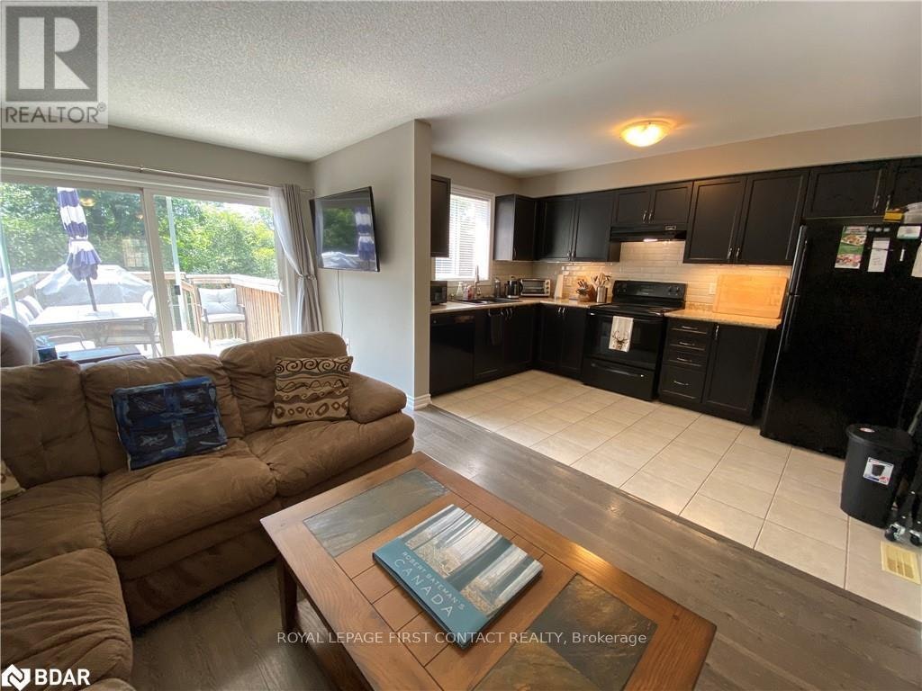63 Sydenham, Barrie, ON, L4M 6R5 - 5