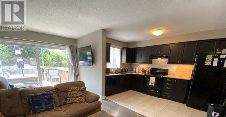 63 Sydenham, Barrie, ON, L4M 6R5 - 5