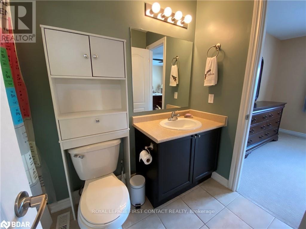 63 Sydenham, Barrie, ON, L4M 6R5 - 10