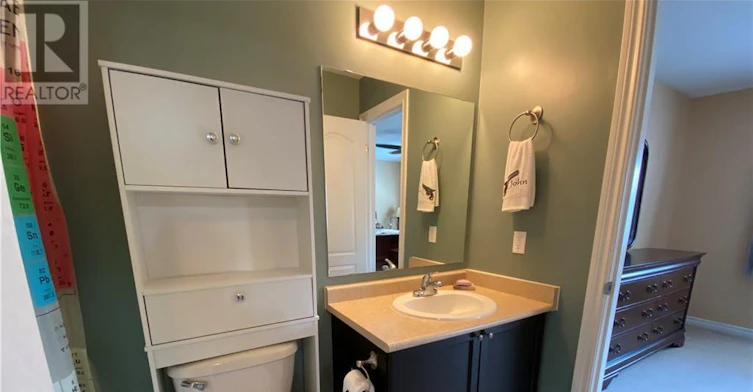 63 Sydenham, Barrie, ON, L4M 6R5 - 10