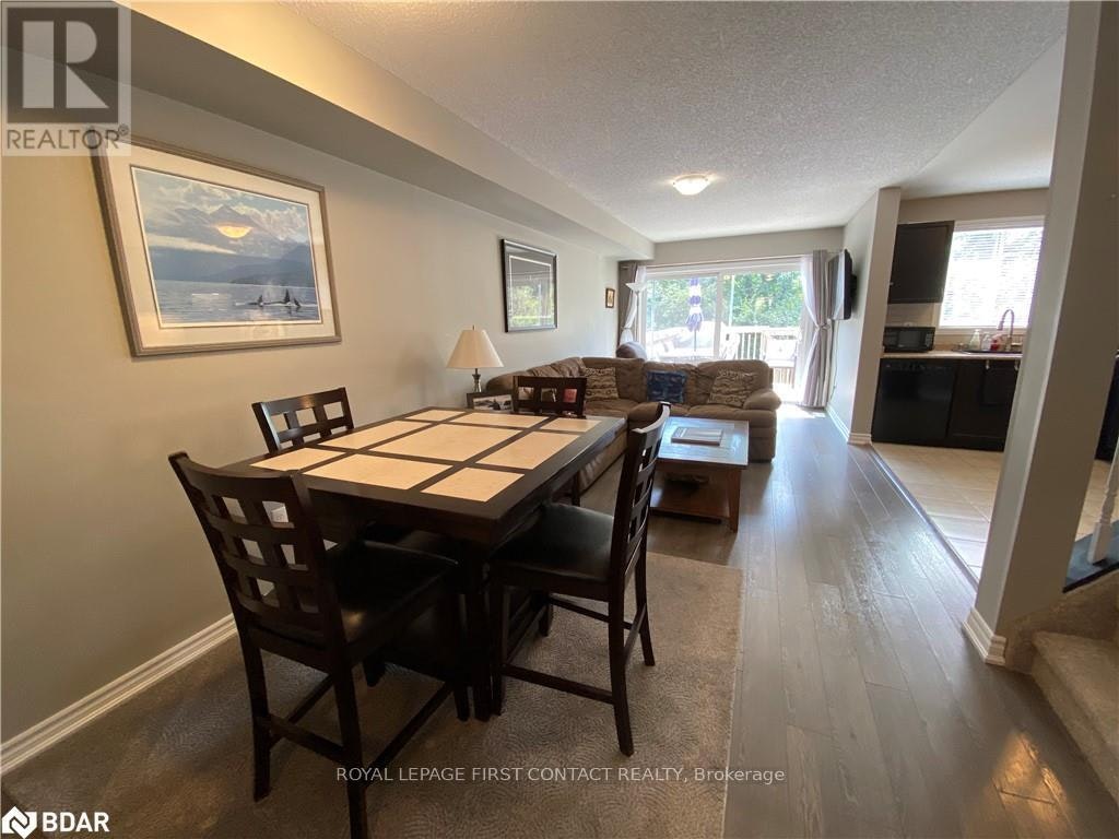 63 Sydenham, Barrie, ON, L4M 6R5 - 3